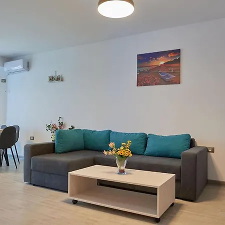 Sandy Walk Apt N Pools Beach Апартаменты *