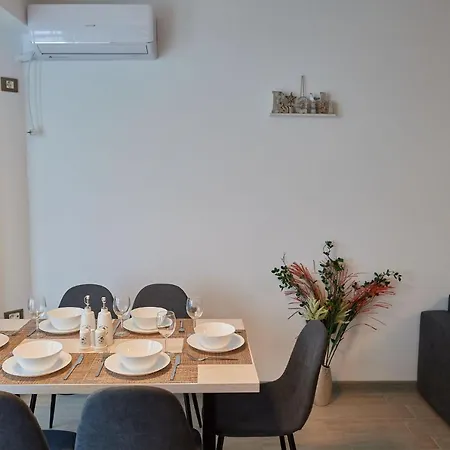 Apartament Sandy Walk Apt N Pools Beach Năvodari